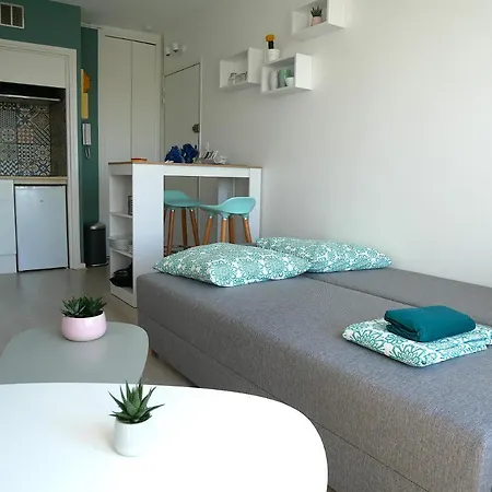 Botanic Garden Cosy, Parking, Metro Apartment *